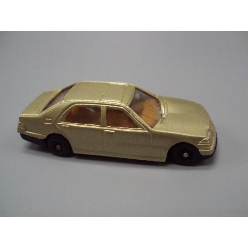 Машинка модель New Ray 1995 Mercedes-Benz W140 S-Class золотой мерседес бенз Китай №18789