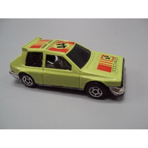 Машинка модель lancia delta 3000 miles 44 Desert Journey салатовый ляньча дельта Китай №18839