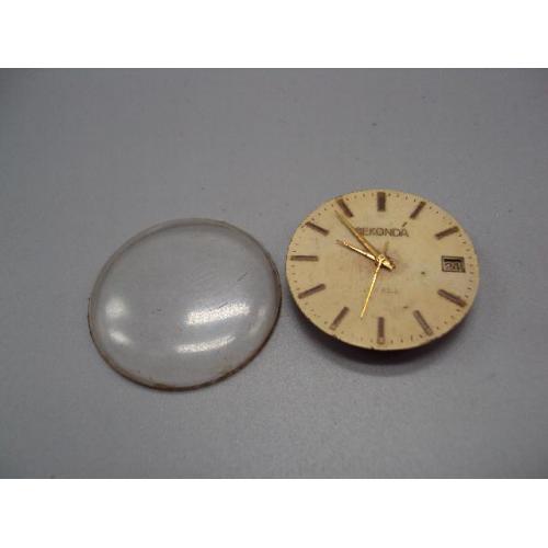 Механизм, циферблат и стекло пластик наручные часы Секунда календарь 17 камней ссср на ходу №14688