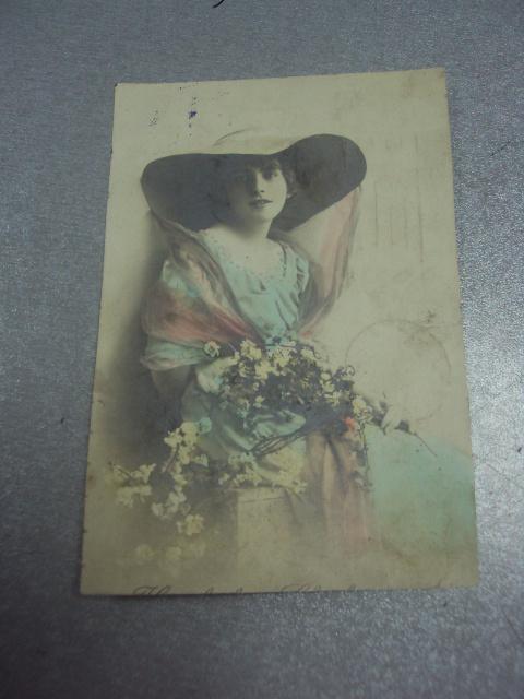 открытка девушка в шляпе берлин  №1502
