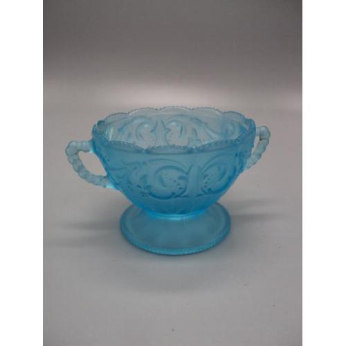 Сахарница голубая стекло старое конфетница фруктовница высота 8,3 см, диаметр 11,7 см скол (№711)