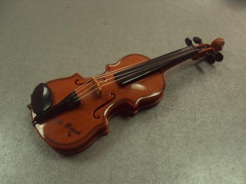 скрипка музыкальная пластик №310
