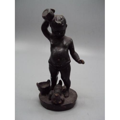 Фигура чугун СЧЛЗ Свердловск мальчик моется ребенок обливается водой статуэтка высота 16,5 см №13785