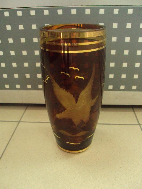 Ваза резная фазан чешское стекло богемия №484п