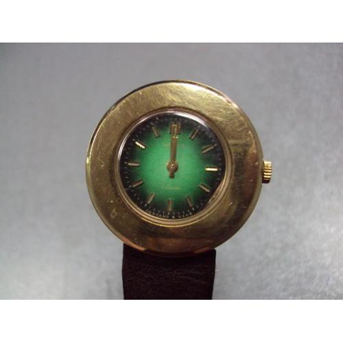 Женские наручные часы Чайка 17 камней ссср позолота Ау10 круглые с браслетом диаметр 3,2 см №12052
