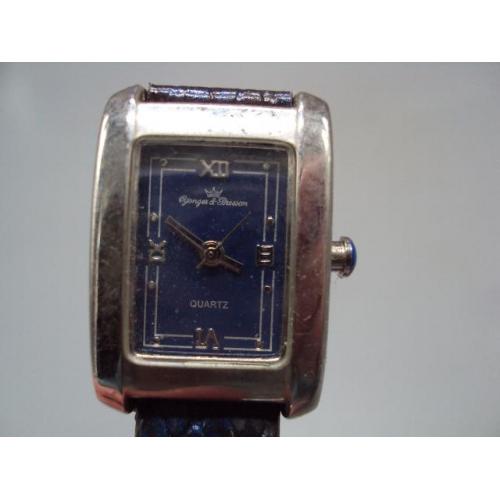 Женские наручные часы кварц Yonger with Bresson quartz длина 3,3 см с браслетом 19,5 см №15080