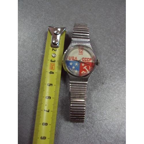 Женские наручные часы Заря агитация США и СССР кварц с браслетом №10957