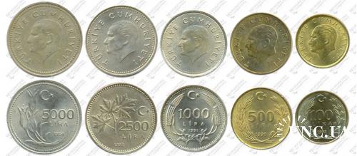 Підборка монет: 5.000, 2500, 1000, 500, 100 лір