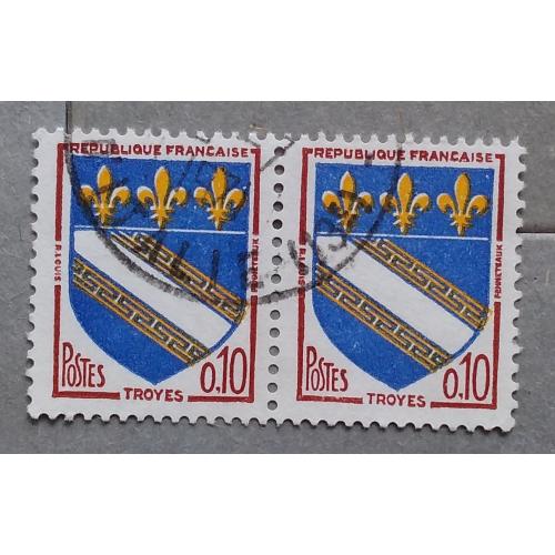Франция 1963 г - герб города Труа, пара