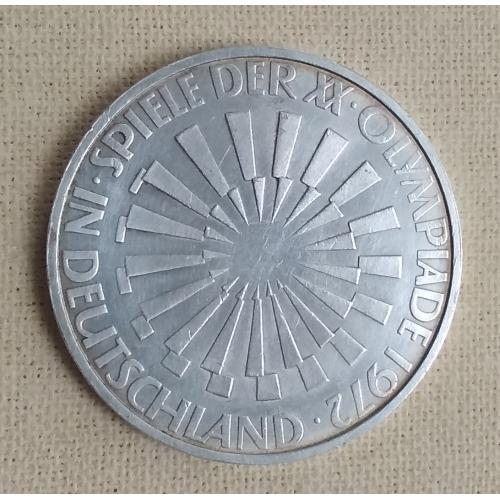 Германия 10 марок, 1972 г. XX летние Олимпийские Игры, Мюнхен. Эмблема "In Deutschland", серебро