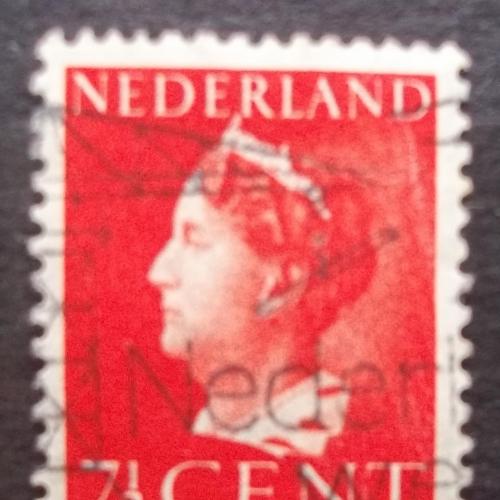 Нидерланды 1940 г - Королева Вильгельмина,, 2 шт (см.фото)
