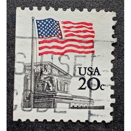 США 1981 г - Флаг над Верховным судом, гаш
