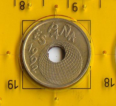 Разменная памятная монета  «Всемирная выставка в Севилье в 1992 году» номиналом 25 песет (25 ESP). 