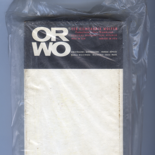 Спектральна скляна пластина ORWO WP-1, червоний панхроматичний рапід, Veb Filmfabrik Wolfen.