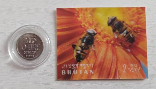 Бджоли: набір стерео-марка Бутан і монета Норвегії.
