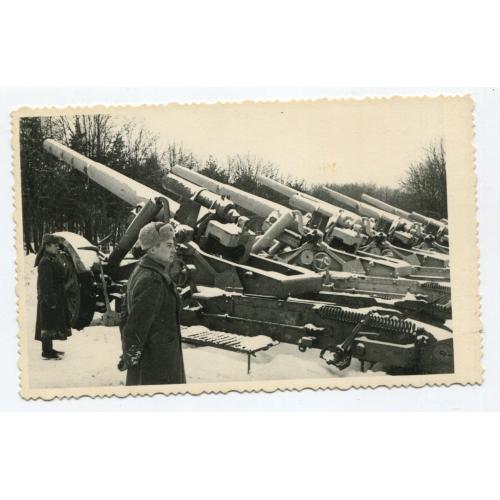 Фото СССР трофейні гармати 1945 р.