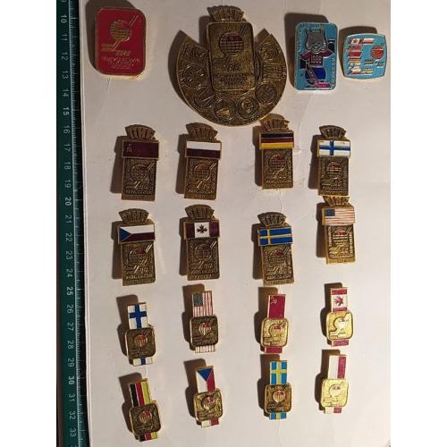 Комплект значків Чемпіонат світу по хокею. СРСР. 1986 р.
