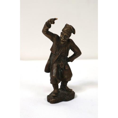 Бронзова статуетка, мініатюра "Козак з  бандурою ".  (3356)