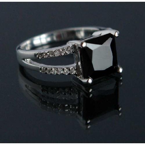 Срібна каблучка кілечко онікс циркони 925 проба Austria