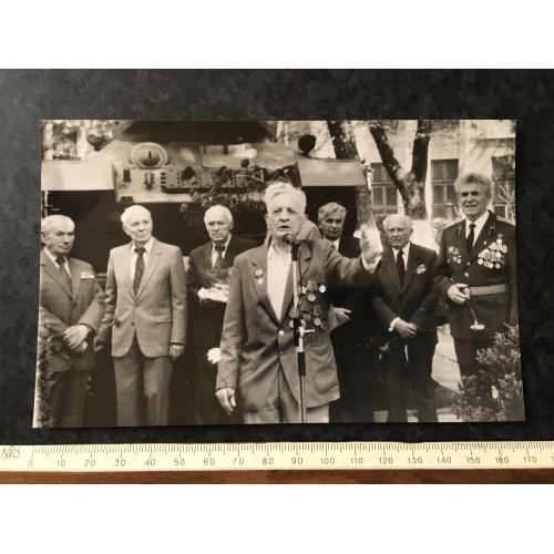 Фотографія Патонівці Зварювання у танкобудуванні