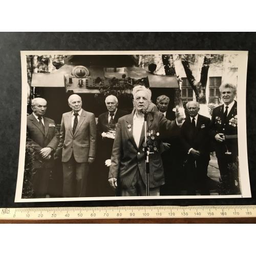 Фотографія Патонівці Зварювання у танкобудуванні