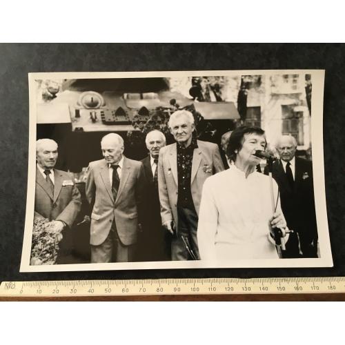 Фотографія Патонівці Зварювання у танкобудуванні