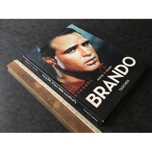 Книга Брандо