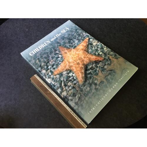 Книга Дитячий малюнок 2005