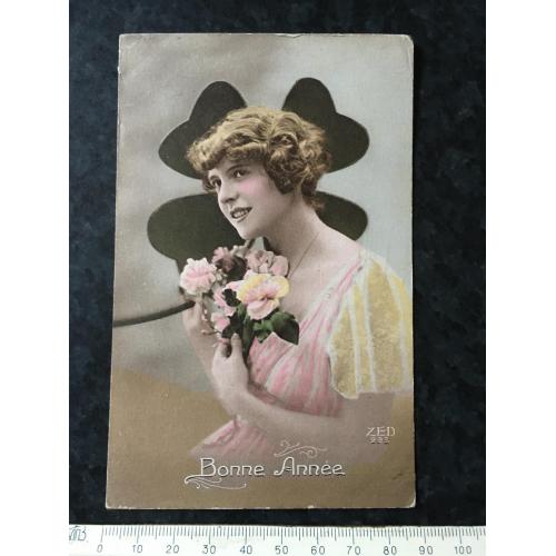 Листівка Жінки і мода