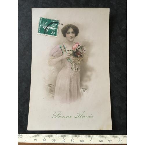 Листівка Жінки і мода