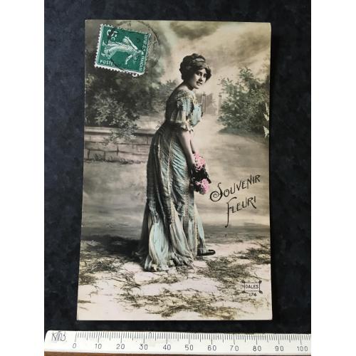 Листівка Жінки і мода