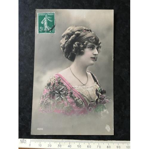 Листівка Жінки і мода