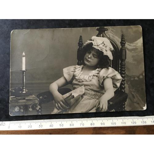 Листівка Жінки і мода