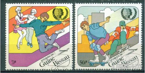Гвинея-Бисау - Молодёжь - Мода - Танцы - Спорт - Скейтборд