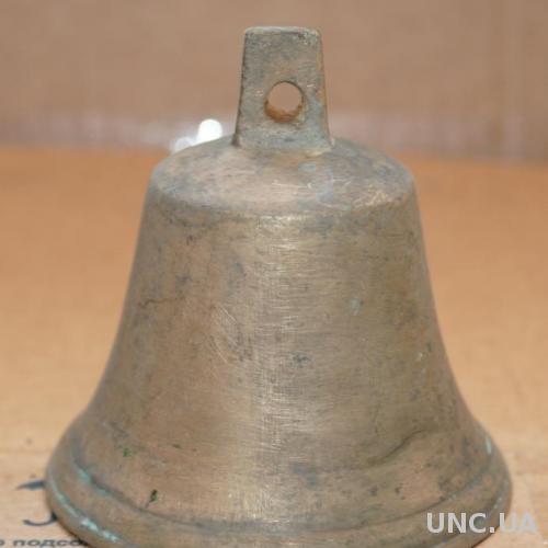 Антикварный, бронзовый, поддужный колокольчик с небольшой трещинкой, без язычка. Дзвіночок №1.