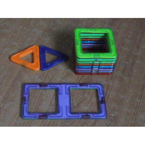 Деталі магнітного конструктора