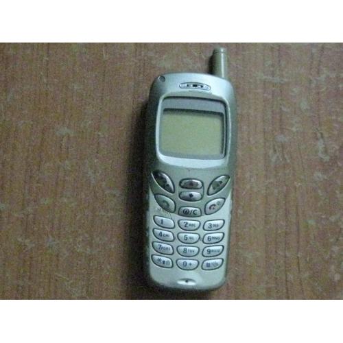 Мобільний телефон Samsung R210 