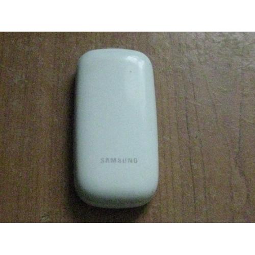 Мобільний телефон Samsung E1272 Duos