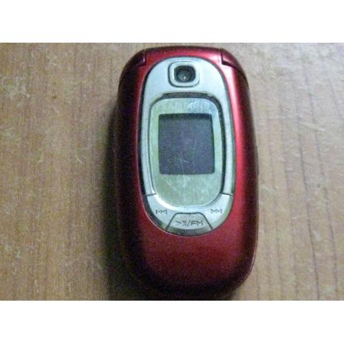 Мобільний телефон Samsung E360
