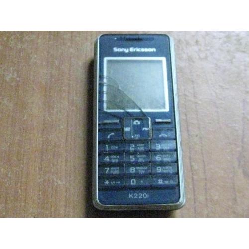 Мобільний телефон Sony Ericsson K220i 