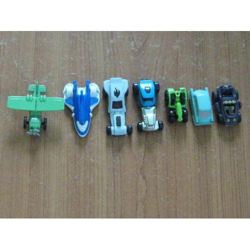 Набір техніки Кіндер,Хот Вілс. Kinder Hot Wheels 