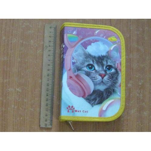 Пенал на блискавці