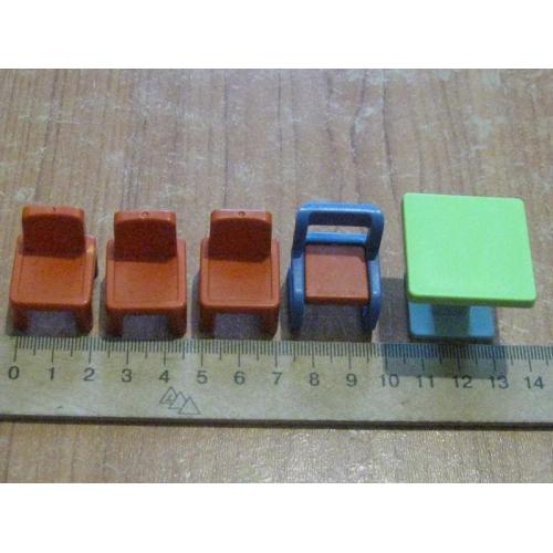 Стільці та столик PLAYMOBIL