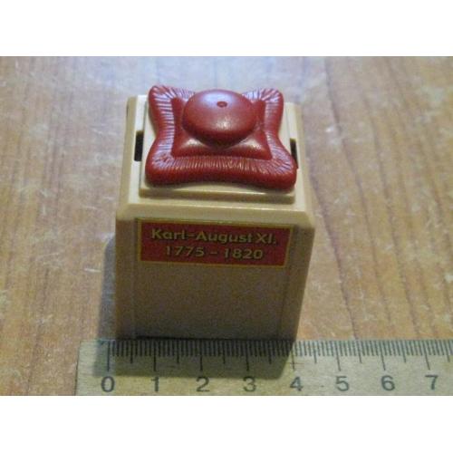 Вітрина  playmobil 