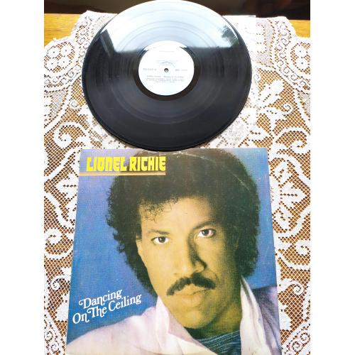 Lionel Richie ( Commodores ) Dancing On The Ceiling