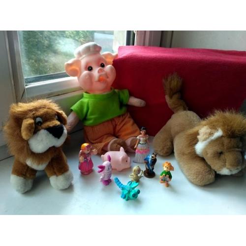 игрушка игрушки киндер сюрприз фигурки разные,  мягкие львята, поросенок