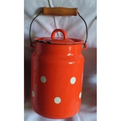 Посуда бидон ЭМАЛИРОВАННЫЙ с крышкой. из ссср