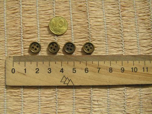 Пуговицы металл желтого цвета, МИНИ. 4 штуки, Д=9 мм Раритет из СССР