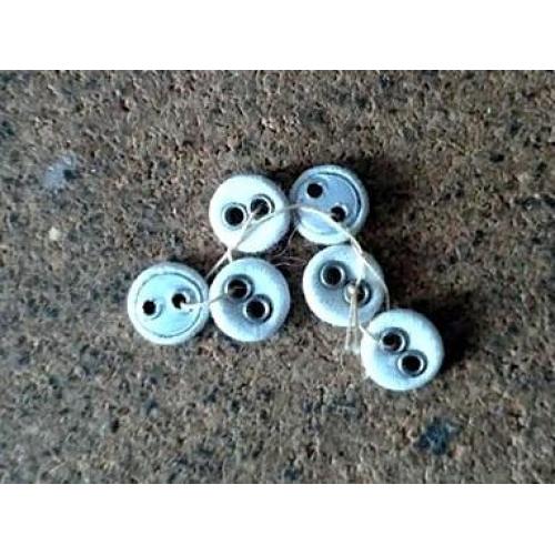 Пуговицы тканевые белые мини 6 шт. металлические глазки и основа Д=10 мм