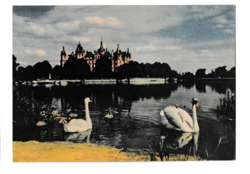 Открытка 1962 Шверин, Мекленбург, Озеро и замок, лебеди, Германия
